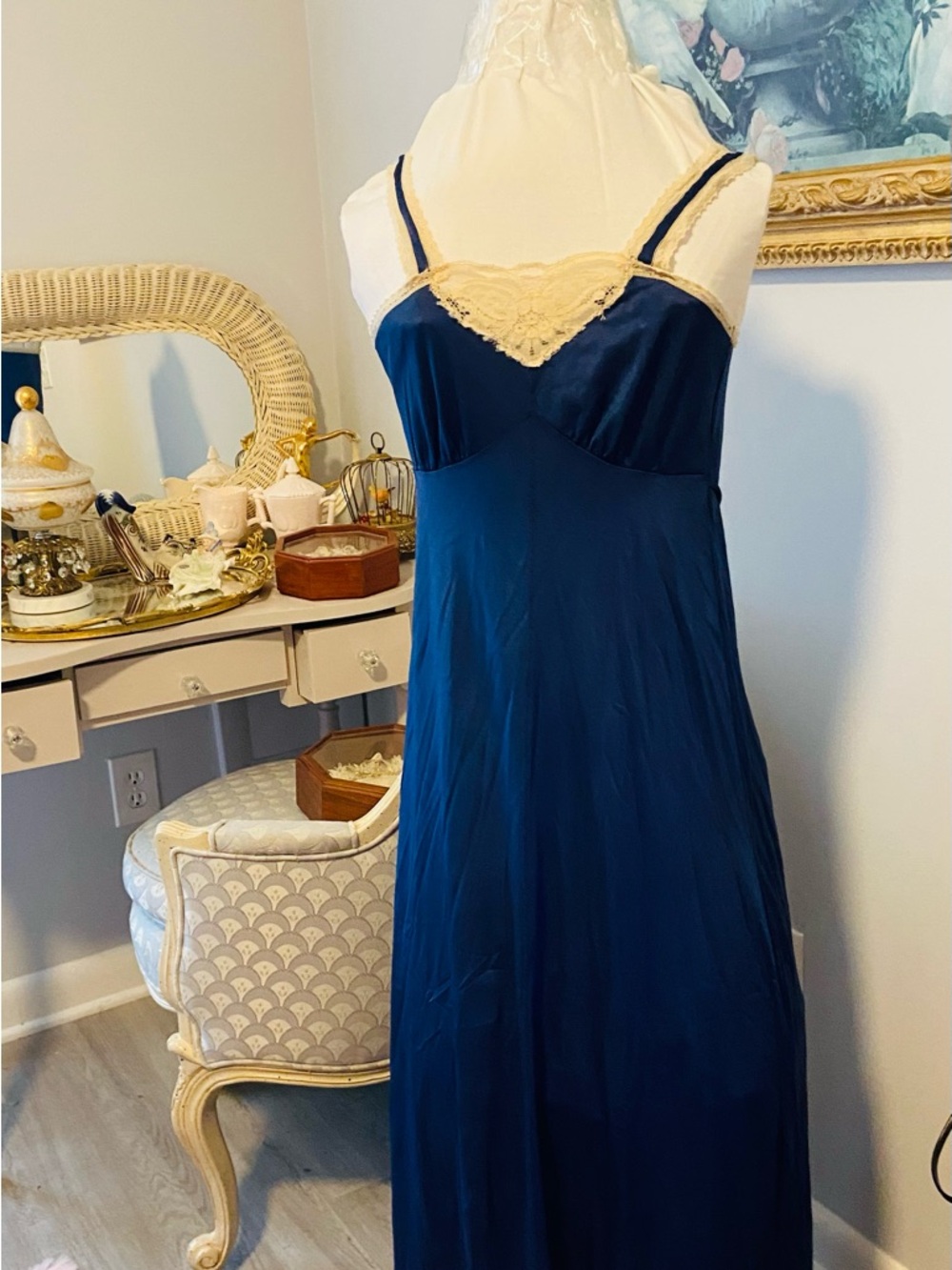 Elegant Vintage Nylon House Of David Royal Blue & Ecru Lace Nightgown